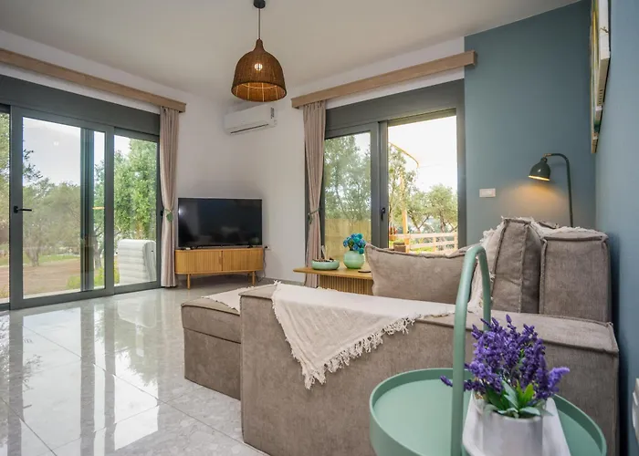 Arokaria Seaview House