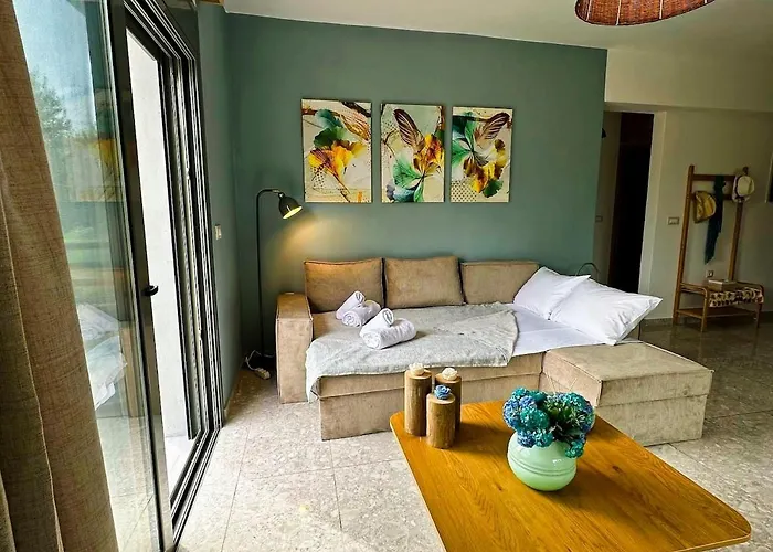 Arokaria Seaview House Apartament *