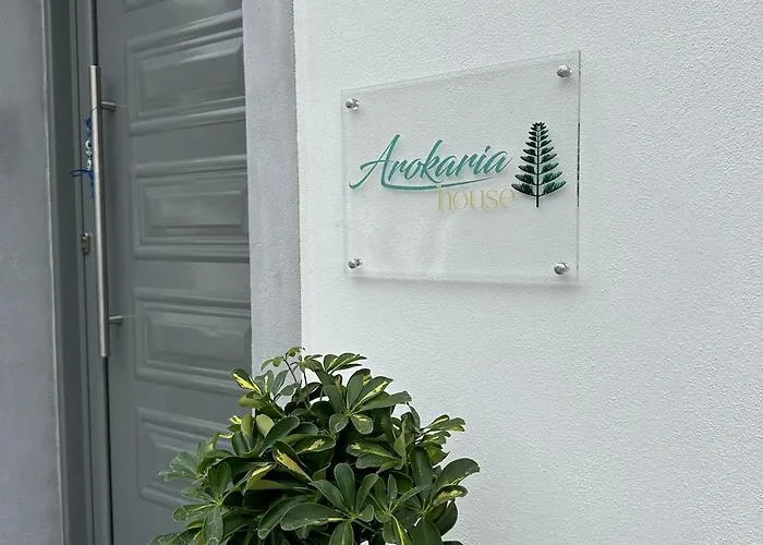 Arokaria Seaview House Apartament *