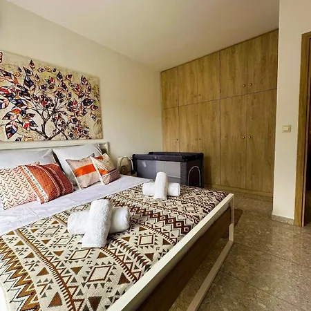 Arokaria Seaview House Апартаменты Коскину